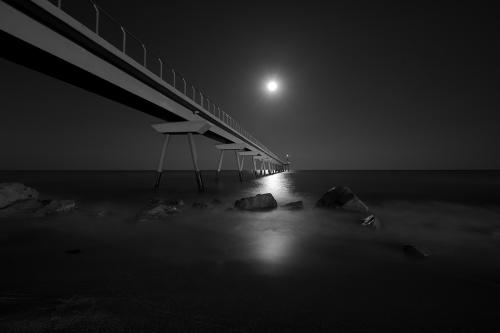 "Pont del Petroli Badalona" Puente dentro del mar 